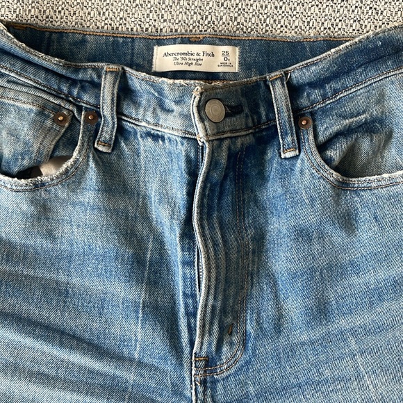 Abercrombie 90s Straight Ultra High Rise - Picture 2 of 4